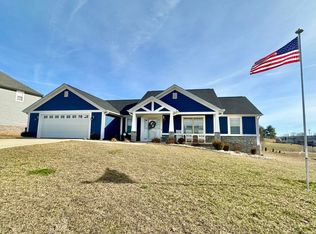 43 Rugged Peak Ridge Dr, Somerset, KY 42503
