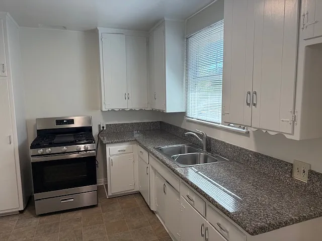 2 bed, $2,195 — Photo 4
