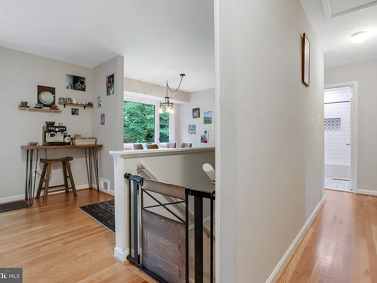 8805 Menard Ct — Photo 19