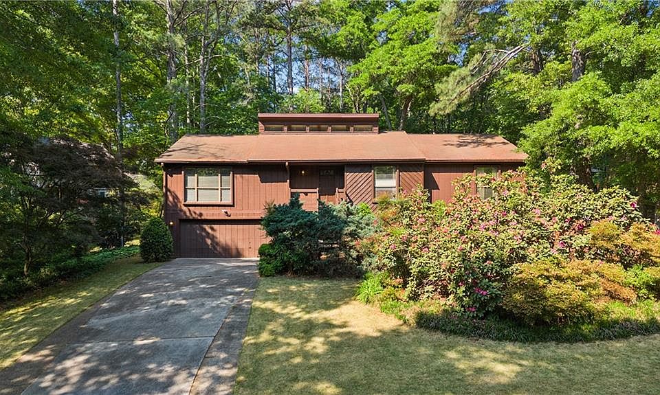 1st image of 1530 Brookcliff Cir