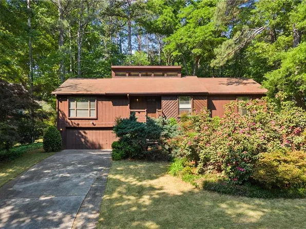 1530 Brookcliff Cir, Marietta, GA 30062