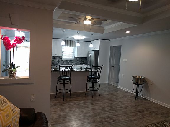 4th image of 6123 Providence Pl