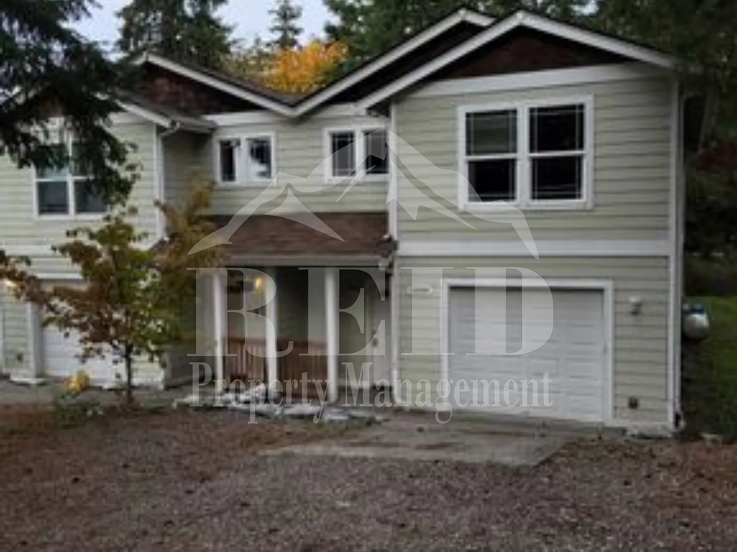 Freshly Painted Duplex in the Heart of Silverdale — Photo 1