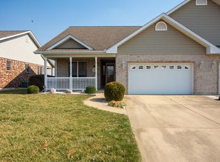 618 Hamacher St #B, Waterloo, IL
