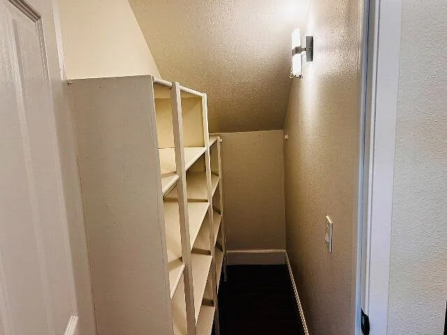 2204 Plaza De Las Flores — Photo 36