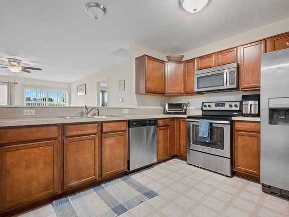 3rd image of 1849 Dogwood Lake Ln