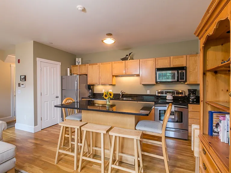 429 Norfolk St #18 — Photo 4