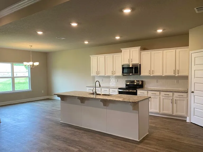 1208 Carraway Cv — Photo 8