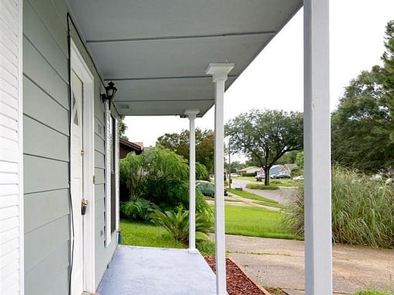 4th image of 737 Brook Meadow Ln