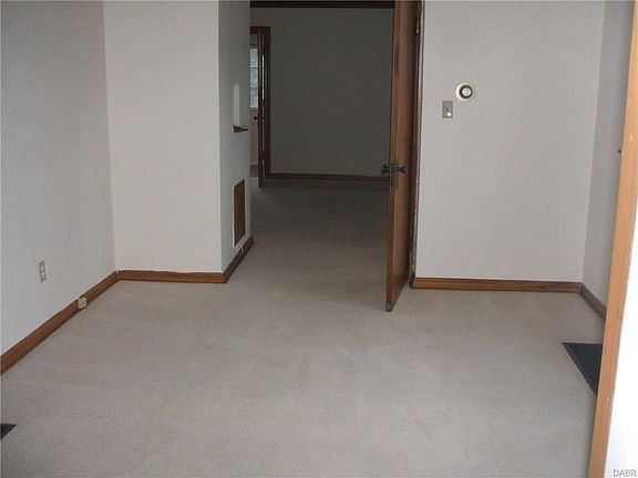 5th image of 318 Forrer Blvd