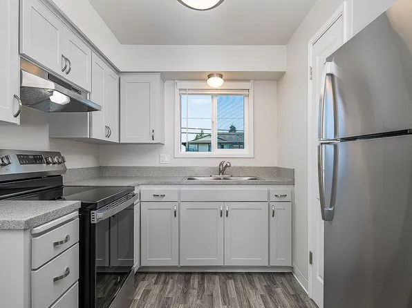 2305 Rucker Ave APT 7, Everett, WA 98201