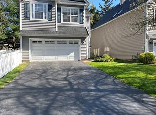 179 Benefield Blvd, Peekskill, NY 10566