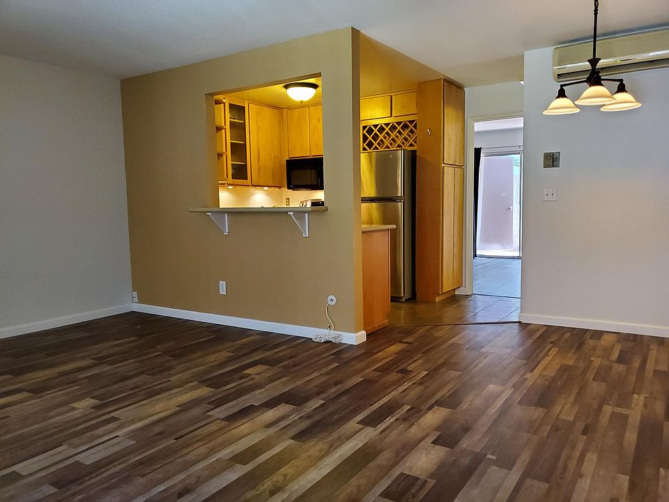 1st image of 4565 Cleveland Ave Unit 1