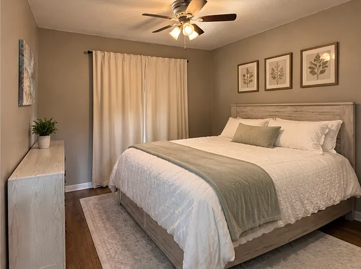 2 bed, 700 sqft, $1,600 — Photo 3
