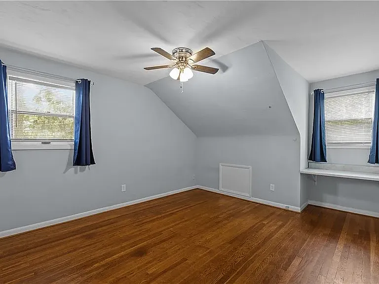 740 Mayland Dr — Photo 21