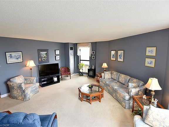 5th image of 222 Jackson St W #706