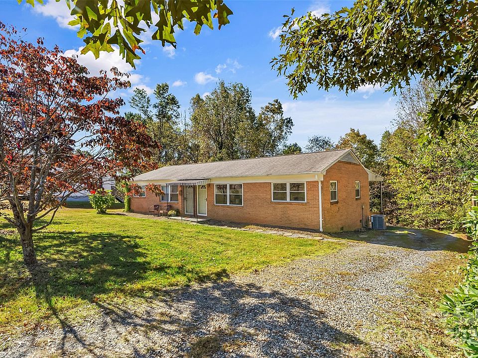 1st image of 202/204 Barbour Dr