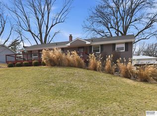 3302 S 106th St, Omaha, NE 68124