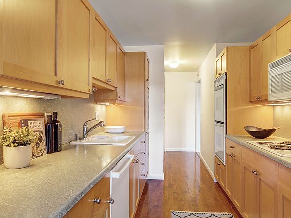 4th image of 2501 Canterbury Ln E APT 208