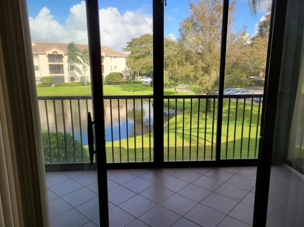 4101 Coral Tree Circle #216, Coconut Creek, FL 33073
