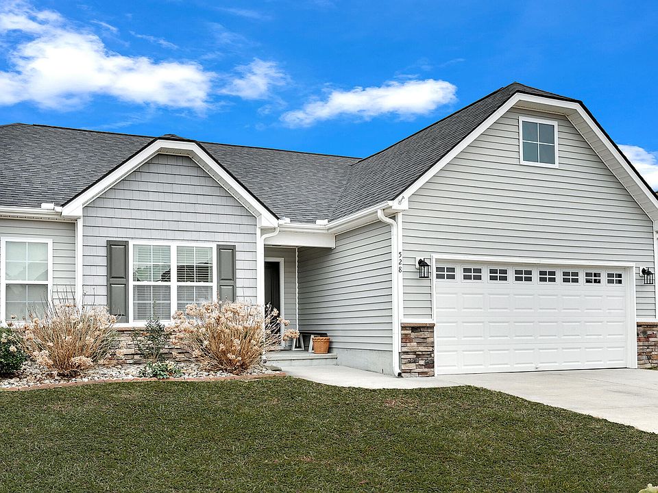1st image of 528 Arbor Drive