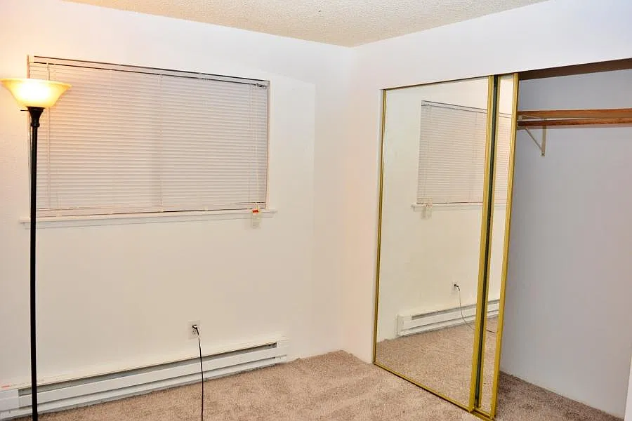 2 bed, 800 sqft, $2,100 — Photo 4