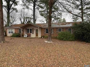 112 Jo Ann St, Albertville, AL 35950