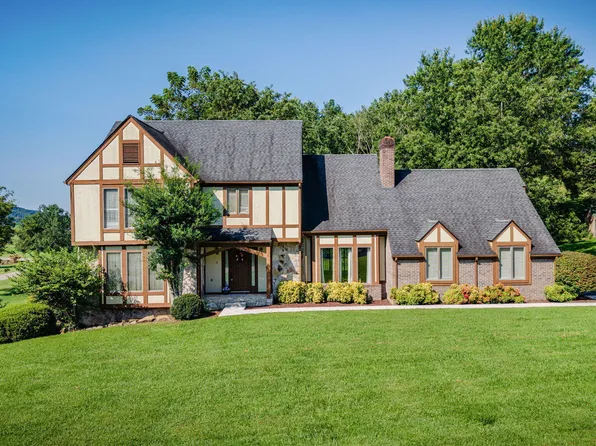 19386 Triple Crown Dr, Abingdon, VA 24211