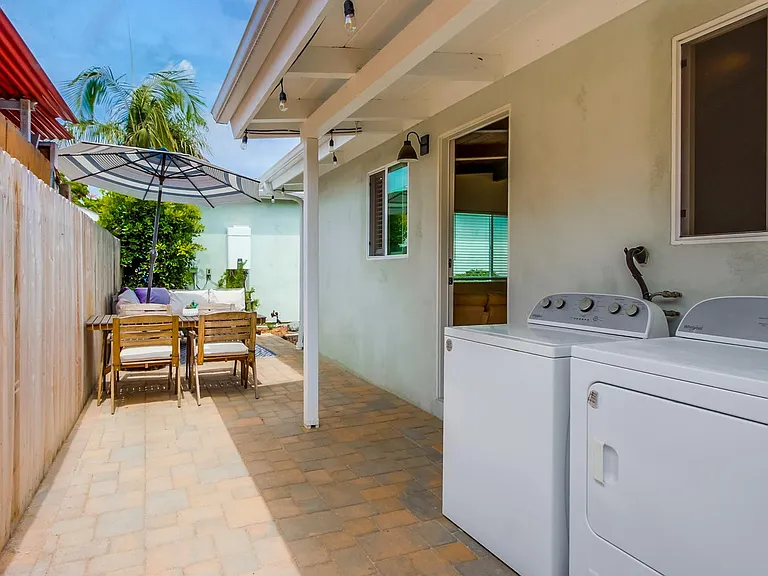 922 Palm Ave #922 — Photo 61