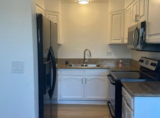 232 E 21st St APT 4, Long Beach, CA 90806