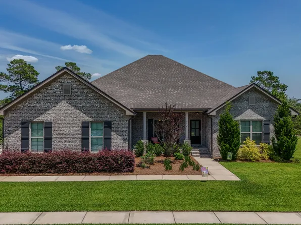 92 Hollow Log Ln, Freeport, FL 32439