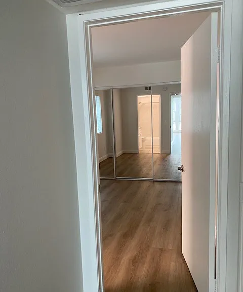 The Kelton Apartments — Photo 15