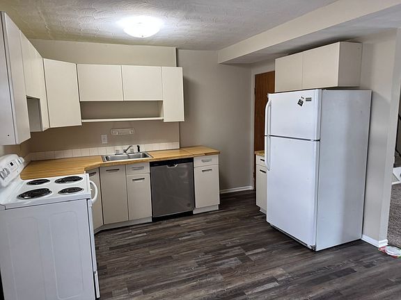 5th image of 507 S 30th St APT D