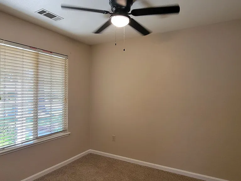 2154 Hemingway St — Photo 12