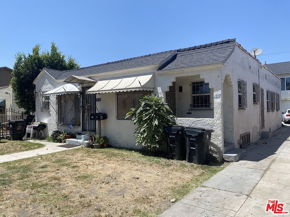 1st image of 1217 W 60th Pl