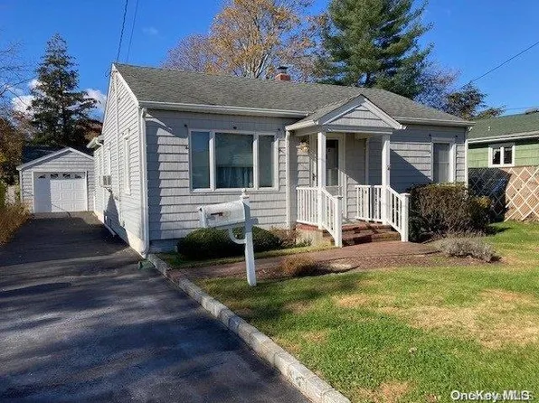 268 Falcon Avenue, Patchogue, NY 11772