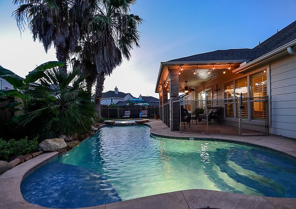 1st image of 2206 Rocky Cove Ct