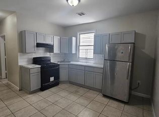 655 S 19th St #4, Newark, NJ 07103