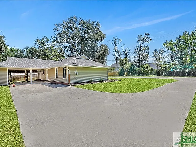 444 Brisbon Rd — Photo 10