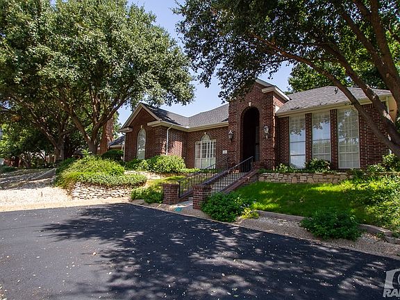 2nd image of 21 Southridge Dr
