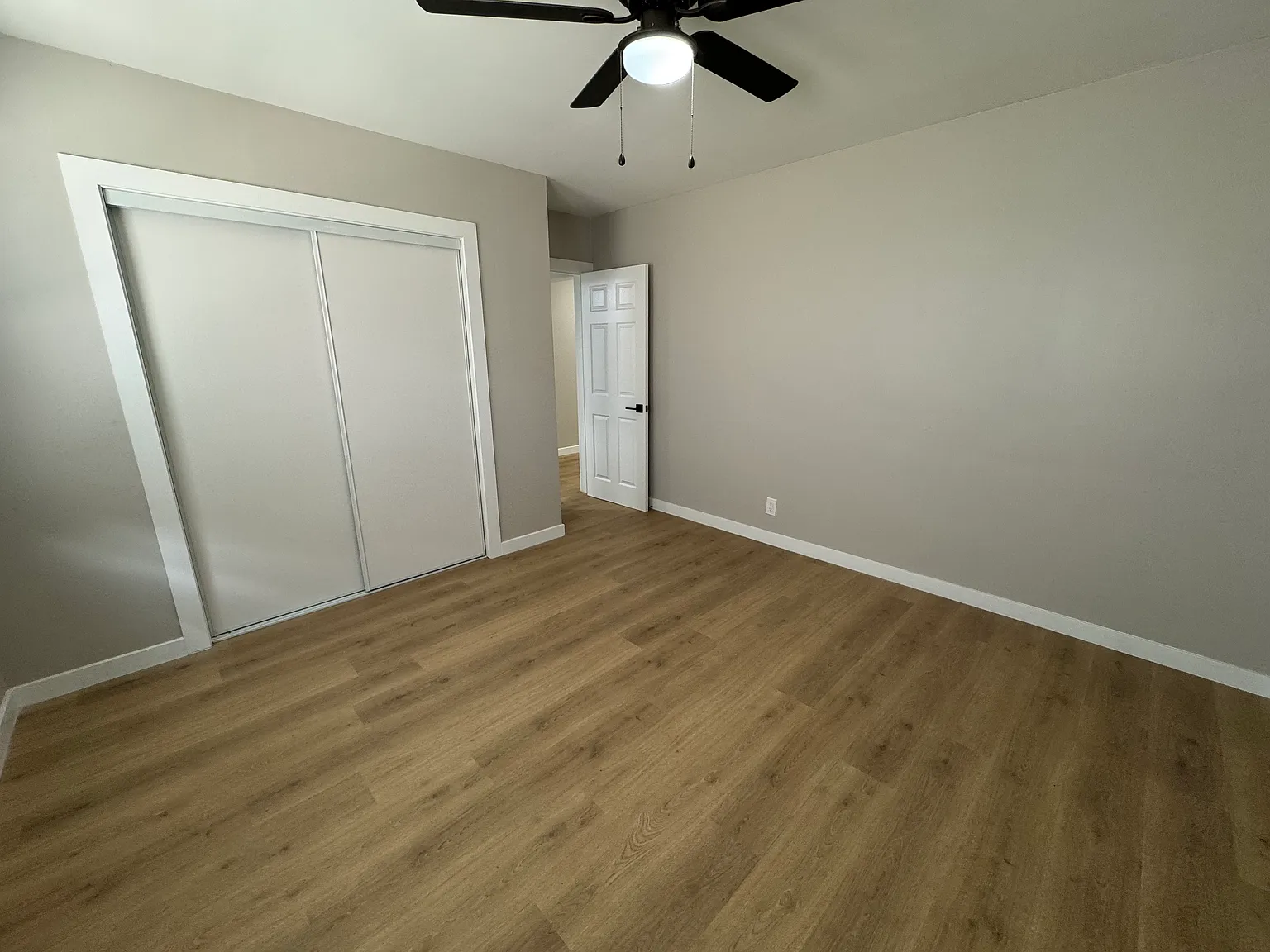 1 bed, $2,145 — Photo 3