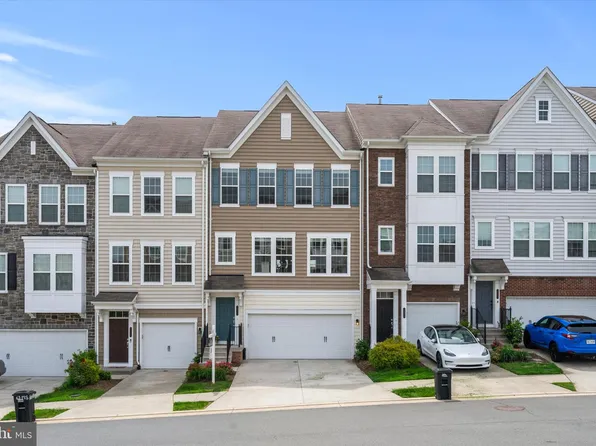 19961 Major Sq, Ashburn, VA 20147