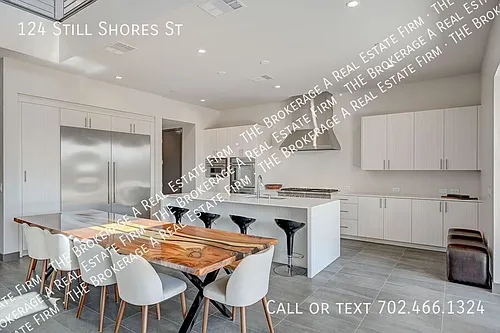 124 Still Shores St Photo 1