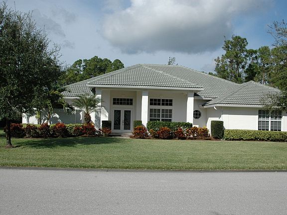 2nd image of 8796 SW Fishermans Wharf Dr