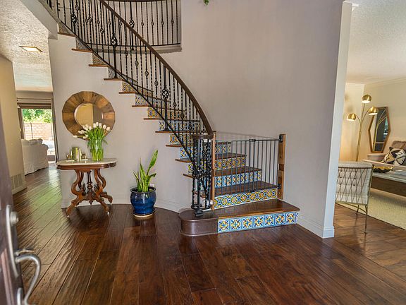 2nd image of 688 Oak Shadow View Pl