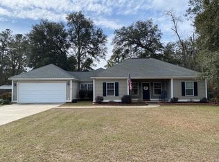 152 Robertson Dr, Leesburg, GA 31763