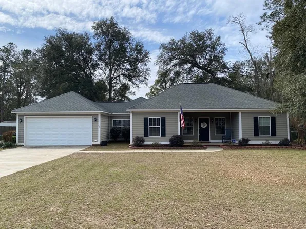 152 Robertson Dr, Leesburg, GA 31763