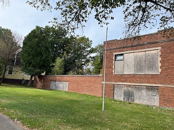 5th image of 574 S McAlister Ave