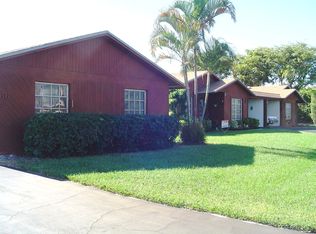 512 SE 26th Ave, Boynton Beach, FL 33435