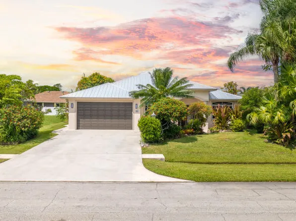 456 NW Ravenswood Lane, Port St Lucie, FL 34983